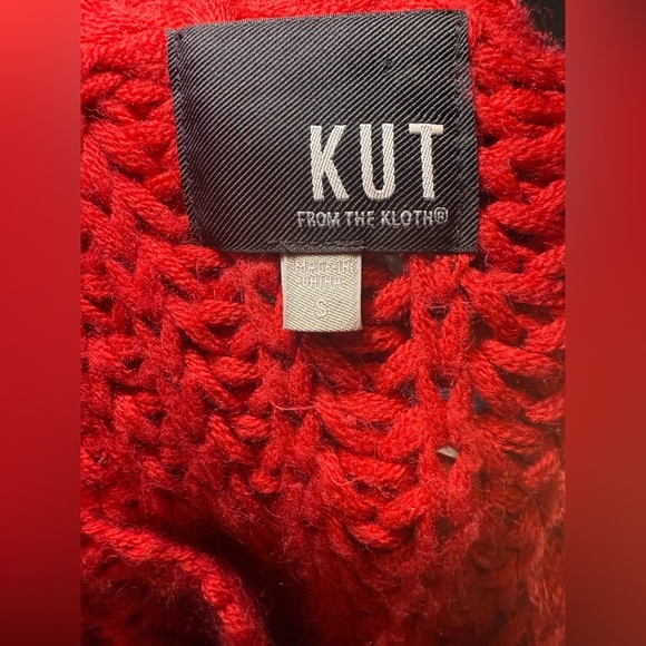 Kut from the Kloth Red Crew Neck Sweater Chunky Knit, small - Picture 3 of 5